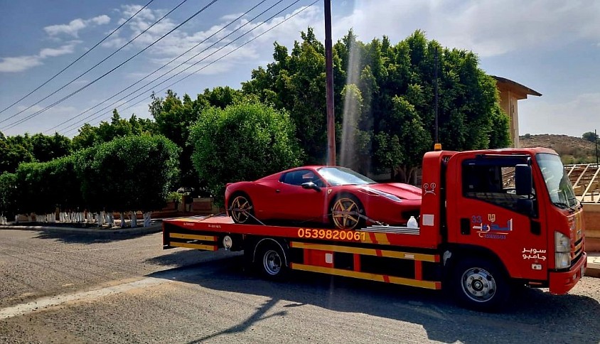 سطحه من الرياض الى عرعر الحدود الشمالية
